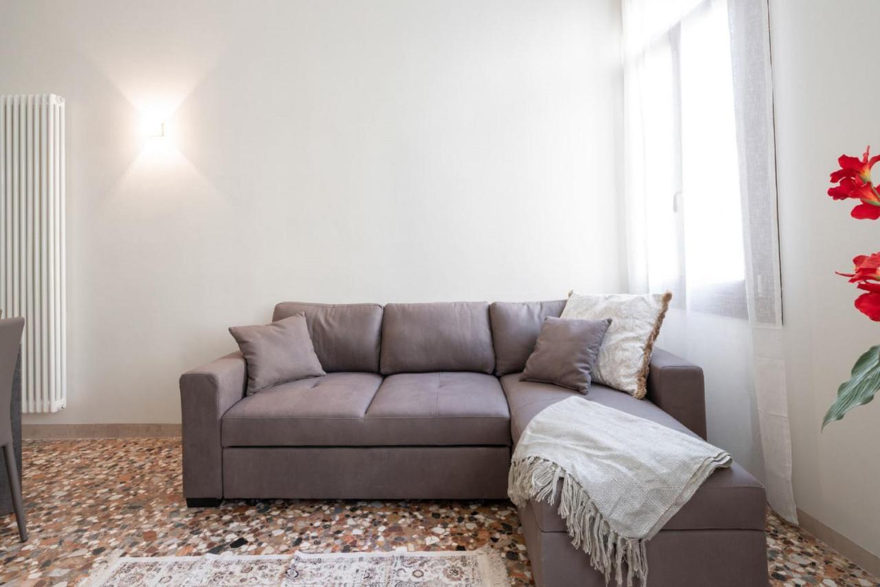 Accademia Charm Apartments By Wonderful Italy Venise Extérieur photo