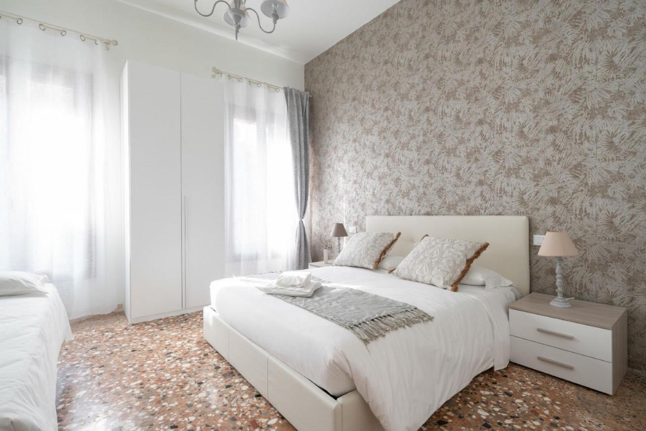 Accademia Charm Apartments By Wonderful Italy Venise Extérieur photo