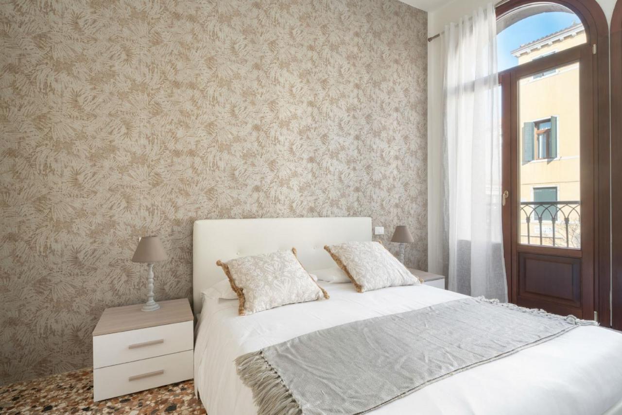 Accademia Charm Apartments By Wonderful Italy Venise Extérieur photo