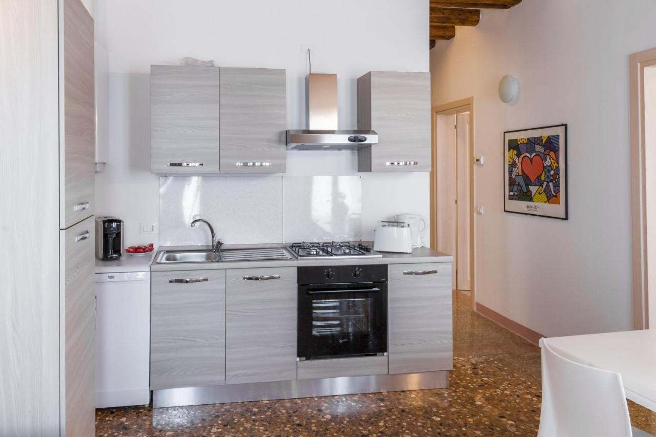 Accademia Charm Apartments By Wonderful Italy Venise Extérieur photo