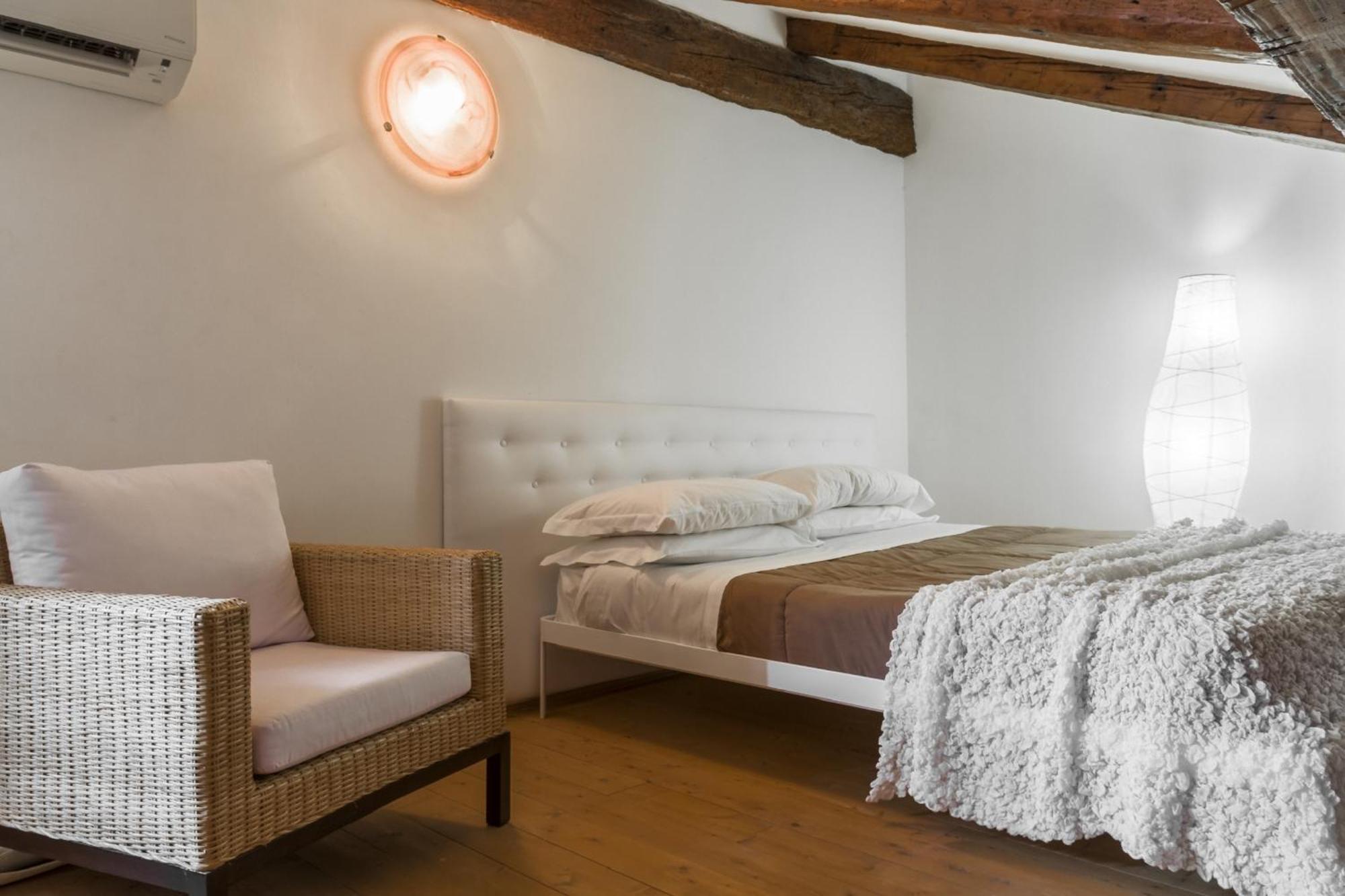 Accademia Charm Apartments By Wonderful Italy Venise Extérieur photo