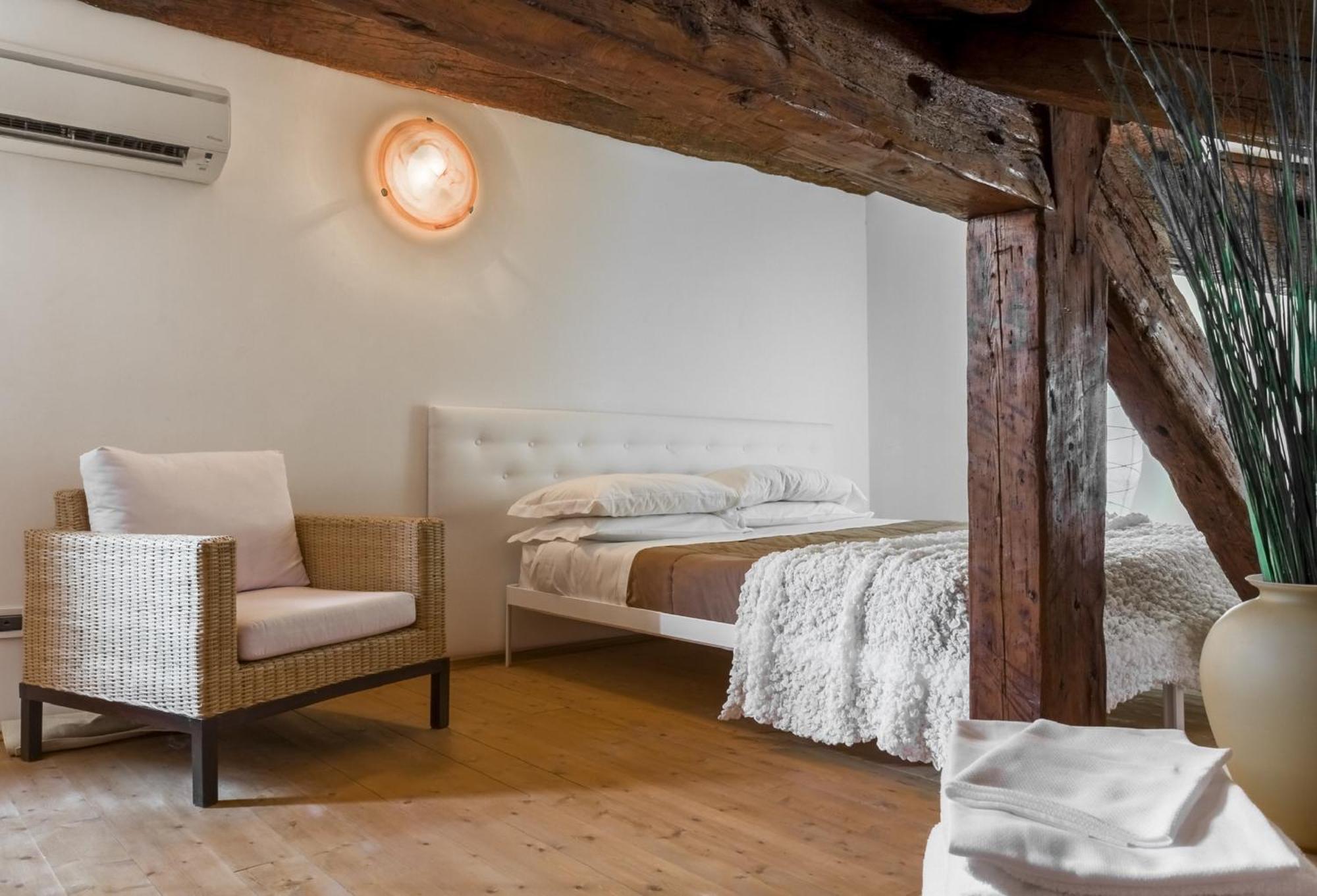 Accademia Charm Apartments By Wonderful Italy Venise Extérieur photo