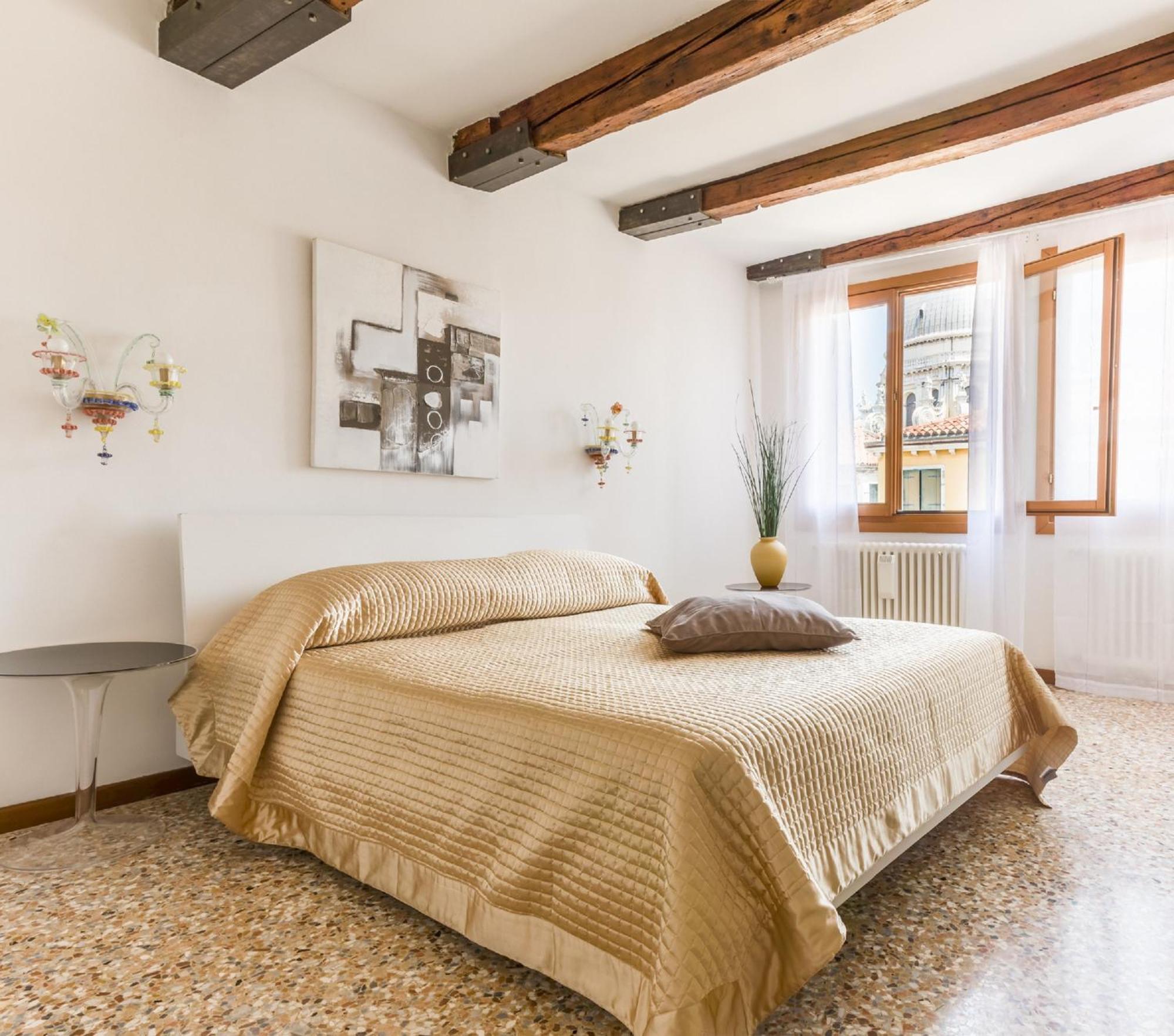 Accademia Charm Apartments By Wonderful Italy Venise Extérieur photo