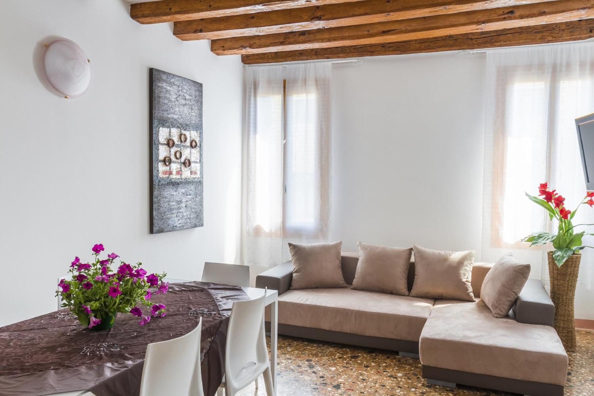 Accademia Charm Apartments By Wonderful Italy Venise Extérieur photo