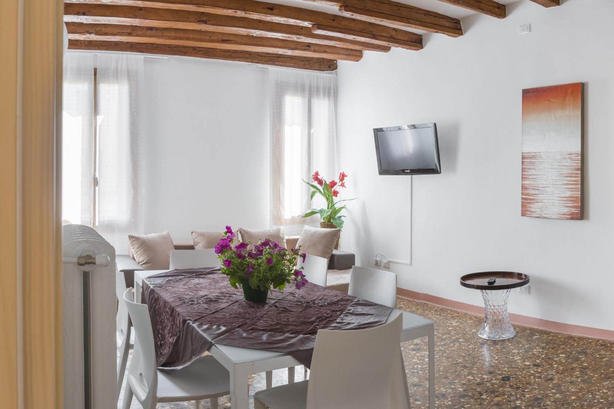Accademia Charm Apartments By Wonderful Italy Venise Extérieur photo